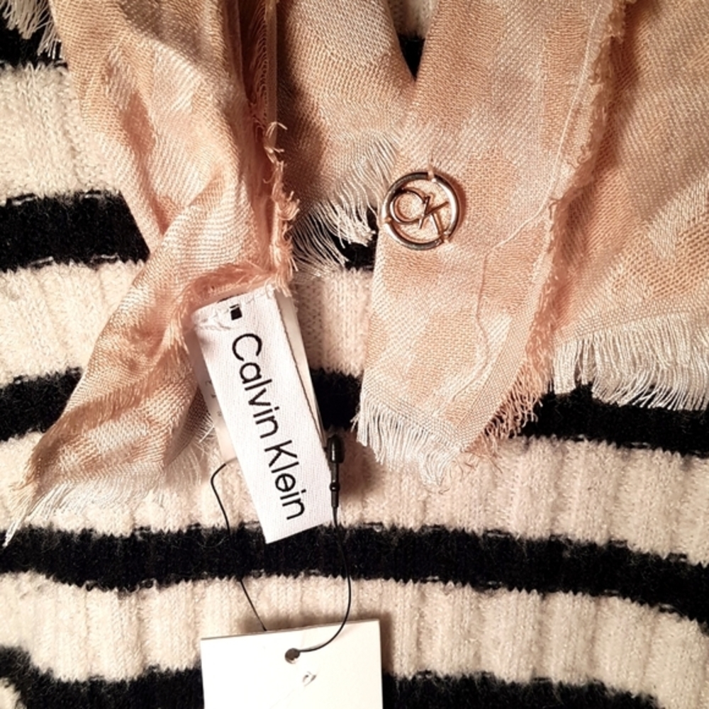 Calvin Klein Woven Scarf Beige - Picture 3 of 4
